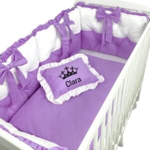 Lenjeria de pat Personalizata cu 4 perne aparatori matlasate, cearceaf cu volanas, pilota si pernuta 140x70 cm violet