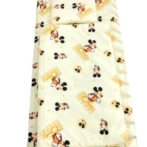 Lenjerie de pat 3 piese cu cearceaf plapumioara si pernuta slim 140x70 cm Croitoria Noastra Mickey pe galben