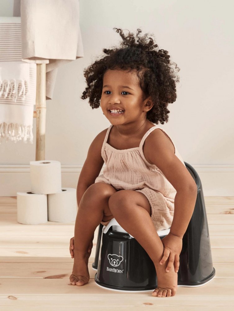 Olita cu protectie spate Potty Chair BlackWhite BabyBjorn – imaginea 4