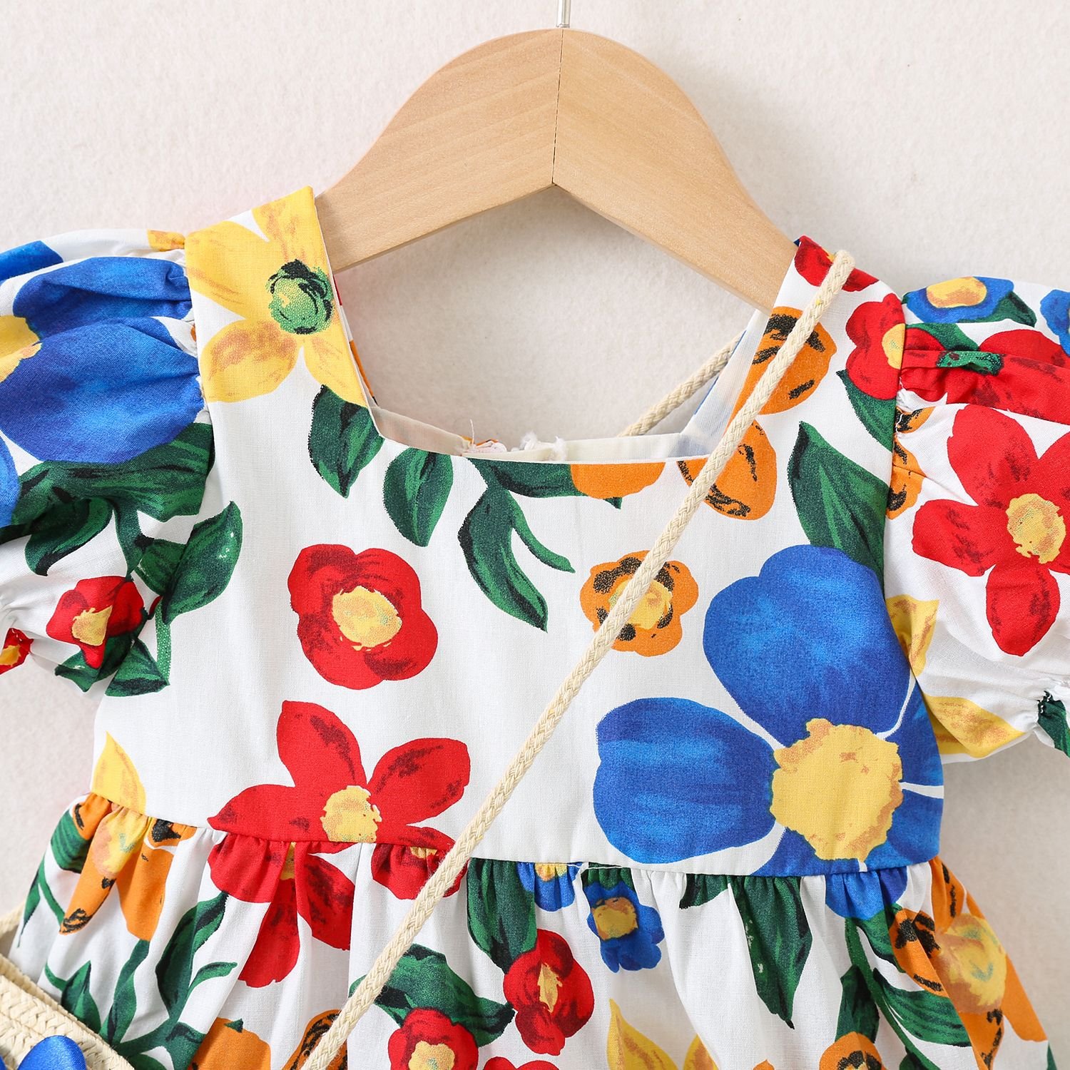 Rochiță cu Poșetă cu Floricele Marta – 6-12 luni – imaginea 3
