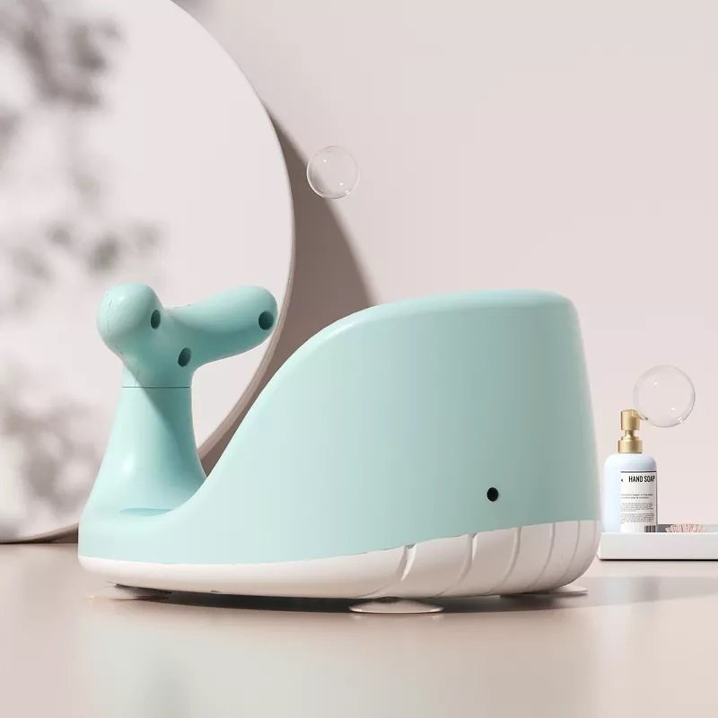 Scaun de baie pentru bebelusi Little Mom Green Whale, antiderapant cu 150 orificii de aerisire, baza stabila cu 4 ventuze si maner de sustinere integrat, dimensiune 38 cm x 30 cm x 21 cm – imaginea 2