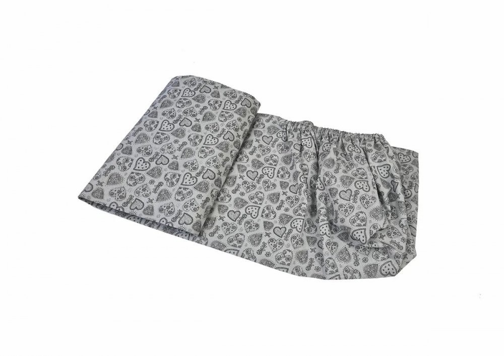 Set cearceafuri Gray Hearts patut bebelus 60×85 cm cu elastic din bumbac