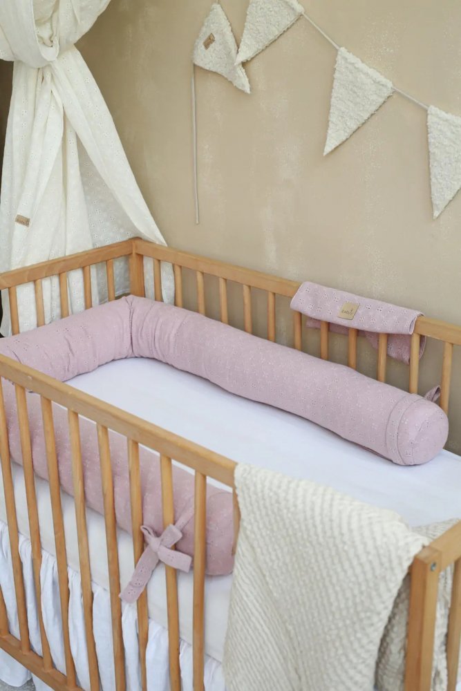 Suport de dormit babynest 2 in 1 bara protectie patut premium bumbac brodat roz by BabyLy 85×50 cm