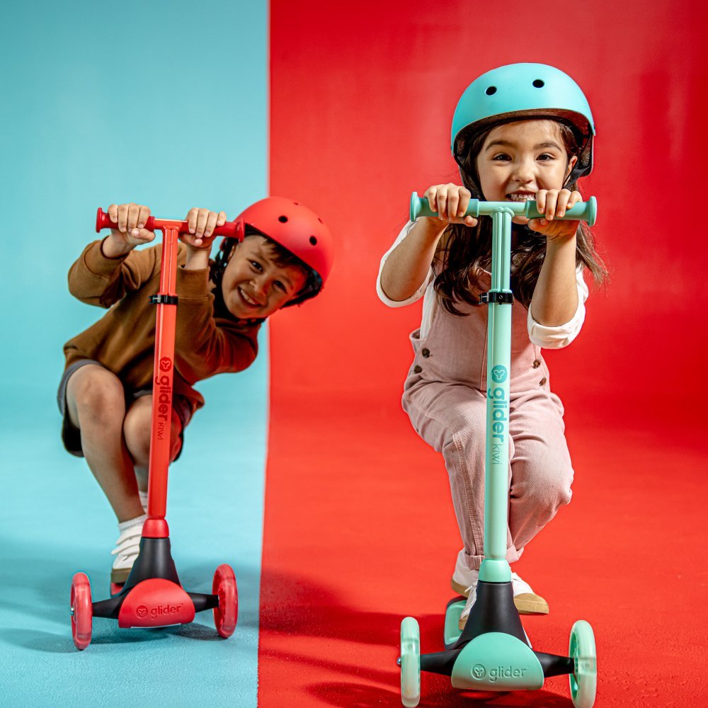 Trotineta cu 3 roti Yvolution Y Glider kiwi green, roti Led, ghidon reglabil, greutate admisa 50 kg – imaginea 6