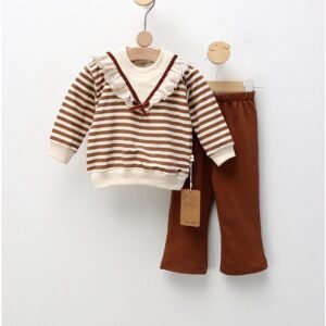 Compleu cu broderie Freya, model cu maro