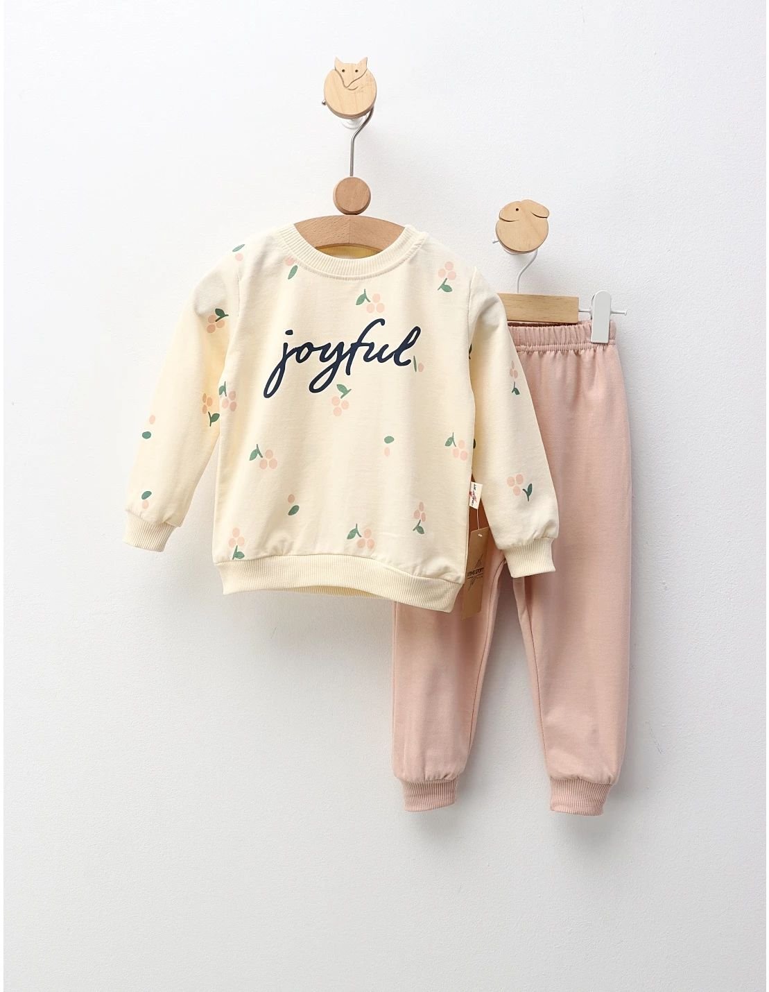 Compleu Joyful, model crem-corai