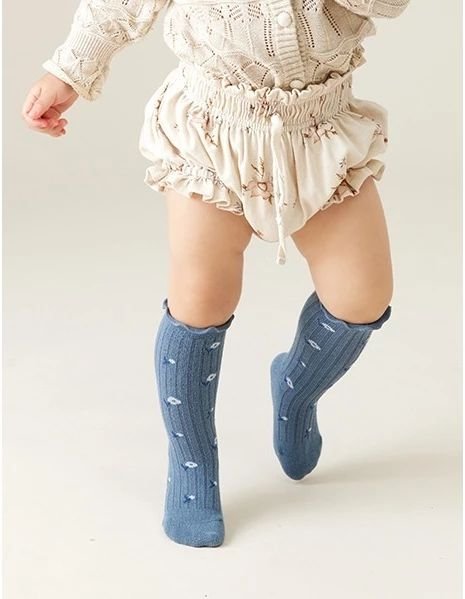 Sosete Ruffle Knee model albastru