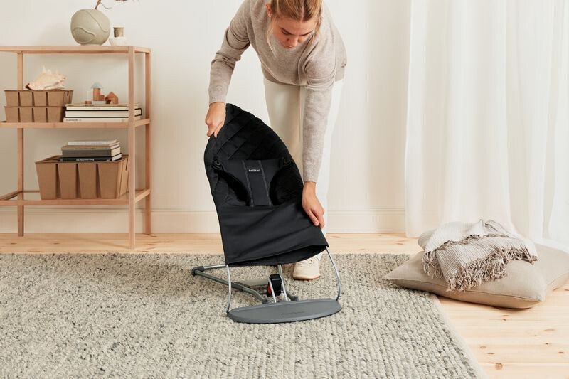 Balansoar Bliss BabyBjorn Black din tesatura matlasata cu aspect Clasic – imaginea 5