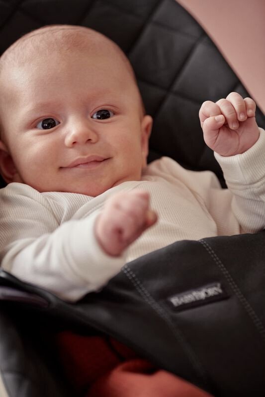 Balansoar Bliss BabyBjorn Black din tesatura matlasata cu aspect Clasic – imaginea 6