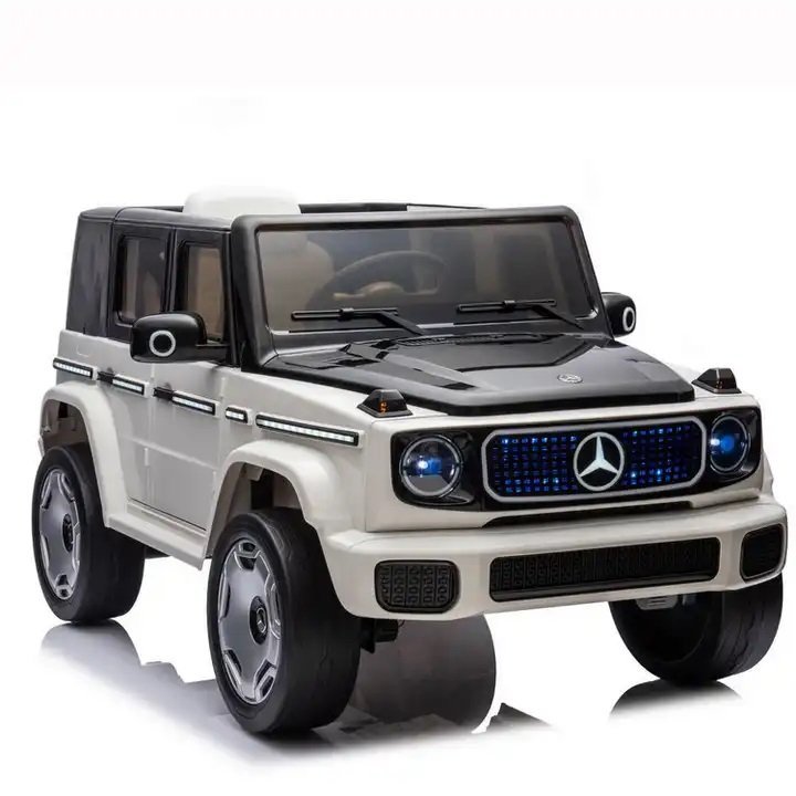 Masinuta electrica pentru copii Mercedes Benz EQG White 110w cu echipare premium,acumulator 12V9Ah,roti eva,scaun piele perforata,telecomanda 2.4G,deschidere usi,lumini led,baterie detasabila,oglinzi retrovizoare cu lumini – imaginea 5