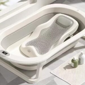 Set cadita pliabila pentru copii Little Mom Royal Grey, echipata cu termometru display digital, design modern, margini rotunjite, si suport anatomic inclus, dimensiune 76 x 21 x 49 cm