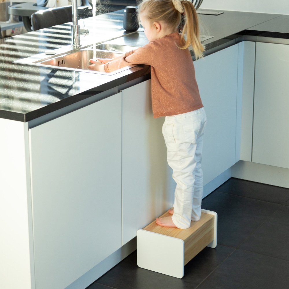 Treapta inaltator Childhome 35x23x18 cm lemn natural alb – imaginea 4